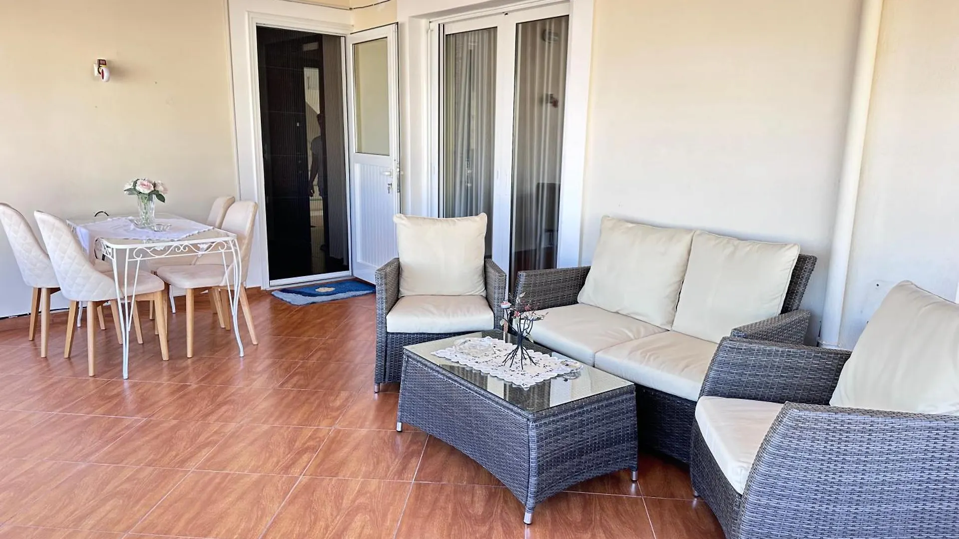 Perla Penthouse Sea View Apartment Sarande