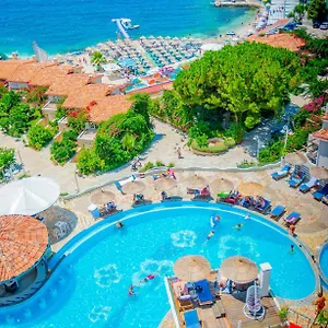 Отель Bougainville Bay, Саранда