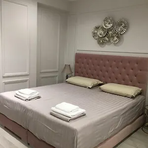 Onira Luxury Sarande